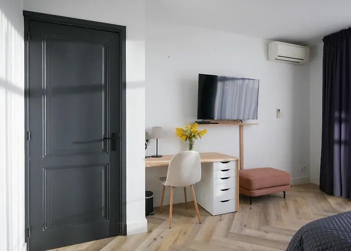 Hosted By Wendy Willem 3 アパート *