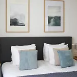 Hosted By Wendy Willem 3