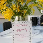 Hosted By Wendy Willem 3 * デン・ハーグ
