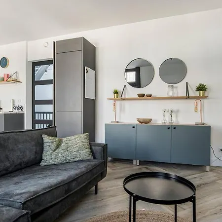 Apartament Hosted By Wendy Willem 3 Haga