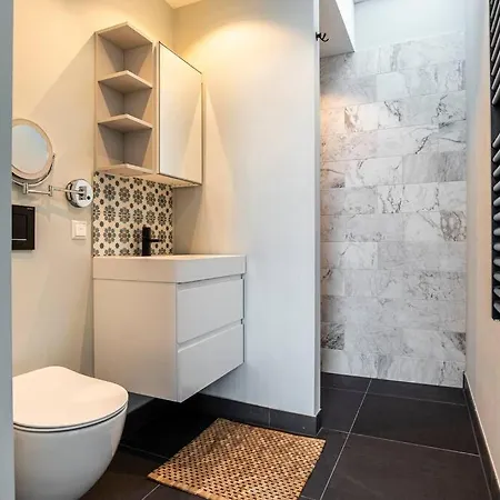 Hosted By Wendy Willem 3 Apartament Haga