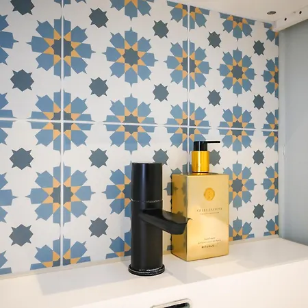 Hosted By Wendy Willem 3