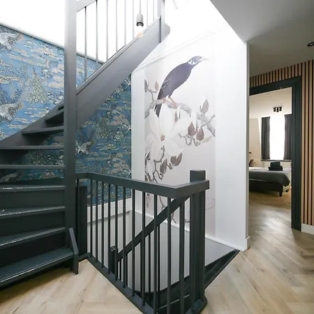 Hosted By Wendy Willem 3 Apartment