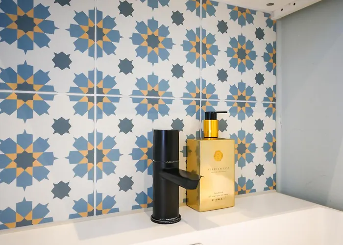 Hosted By Wendy Willem 3